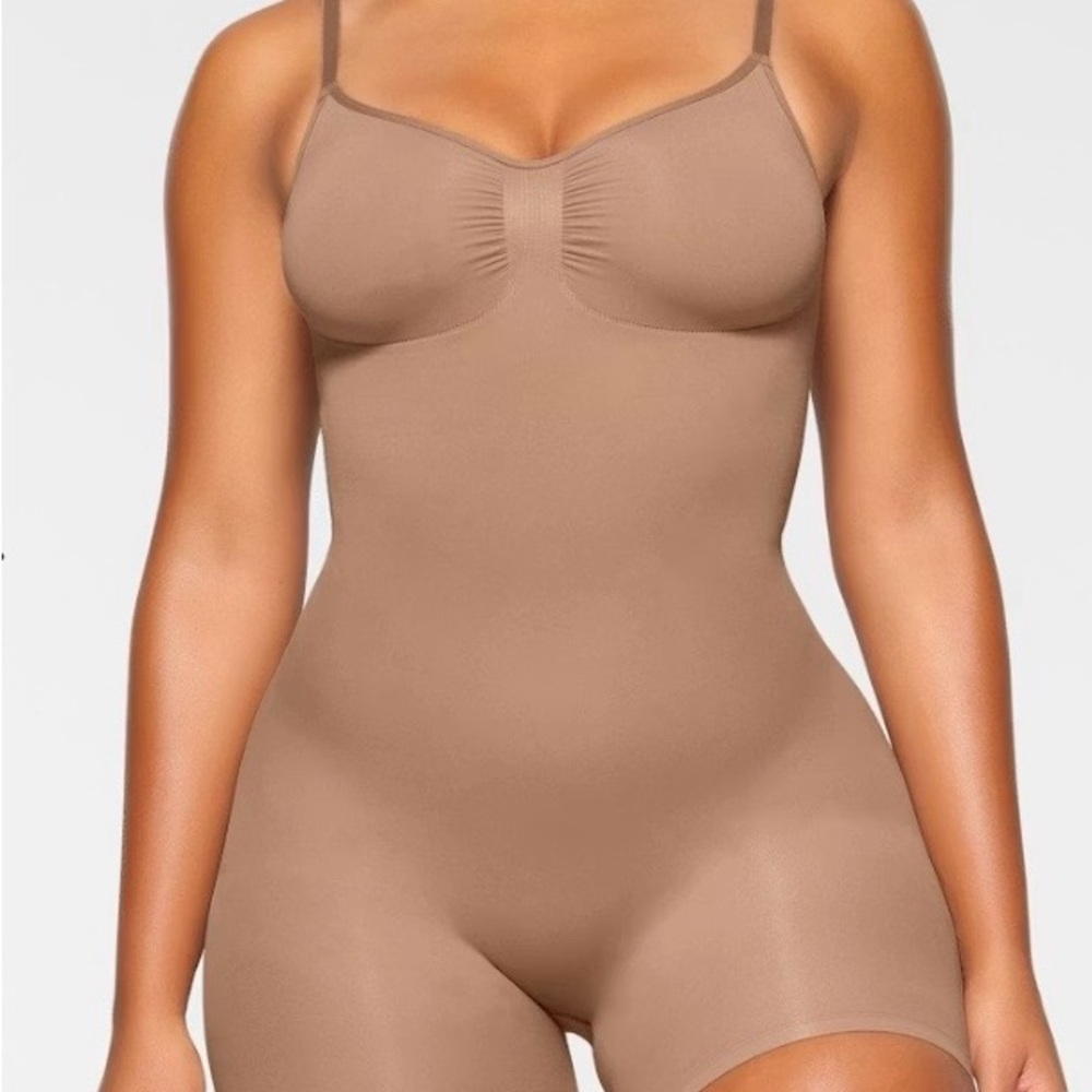SKIMS Sculpting Bodysuit Mid Thigh in Sienna